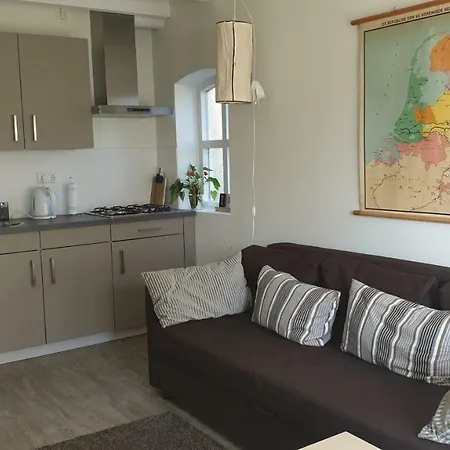 De Stadsboerderij Апартаменты Хардервейк